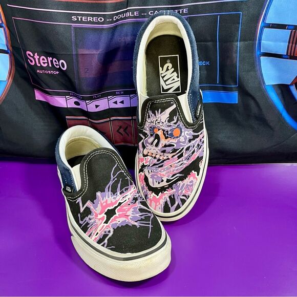 Vans Classic Slip-on Unisex Zap Skull Glow in the Dark Shoes - Picture 1 of 8